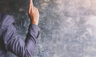Some salespeople are fired because of the CEO’s mistakes – here’s why